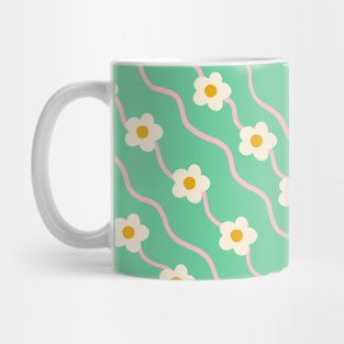 Wavy ditsy floral pattern in green Mug